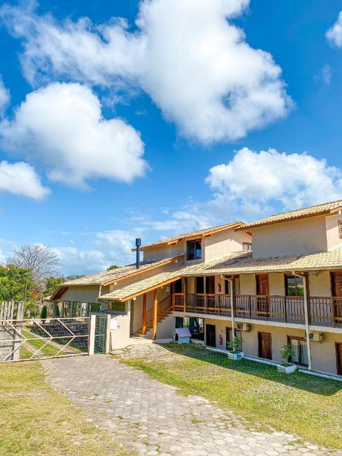 Rosamar Hostel Praia do Rosa Exteriör bild